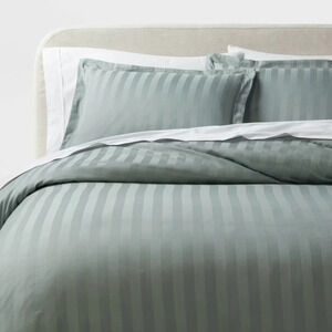 Luxe Striped Damask Duvet Cover & Sham Set - Full/Queen Threshold 100% Cotton